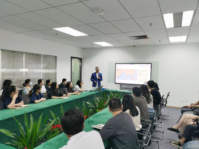 海丝文化遗产讲座走进园区——文化艺术讲座活动的组织与策划实践